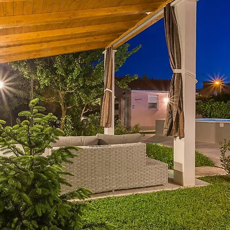 Sweet Marija With Heated Pool *