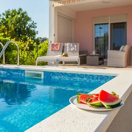 Sweet Marija With Heated Pool Vila *