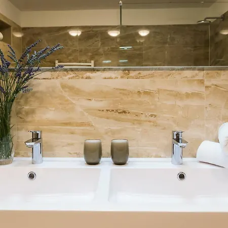 Villa Sweet Marija With Heated Pool Split