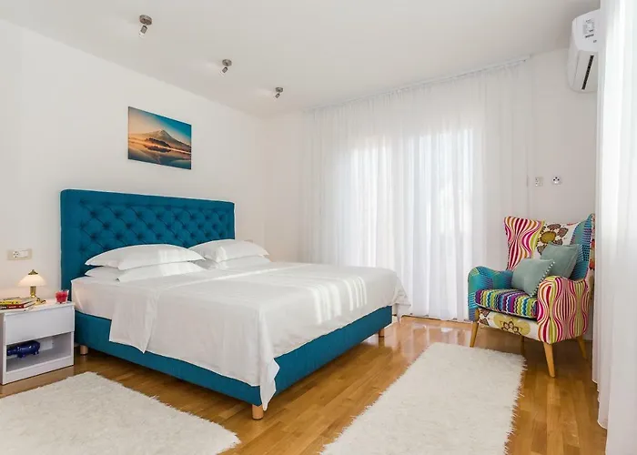 Sweet Marija With Heated Pool ヴィラ スプリト