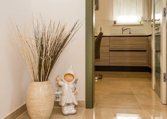 ヴィラ Sweet Marija With Heated Pool *