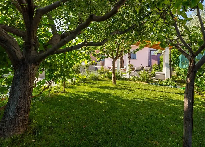 ヴィラ Sweet Marija With Heated Pool *